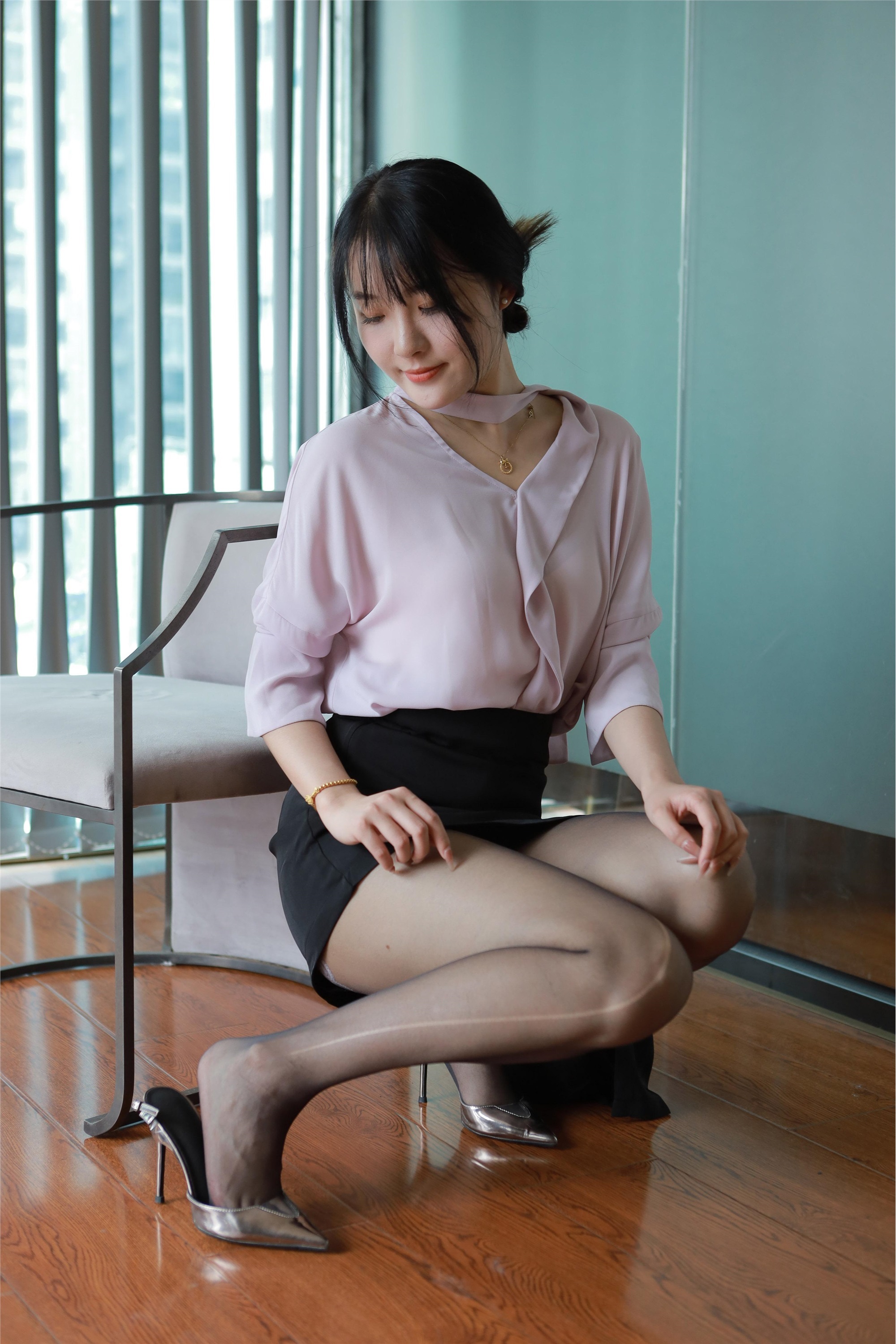 IESS异思趣向  2024.06.28 丝享家 1780 婉萍《职业黑丝》